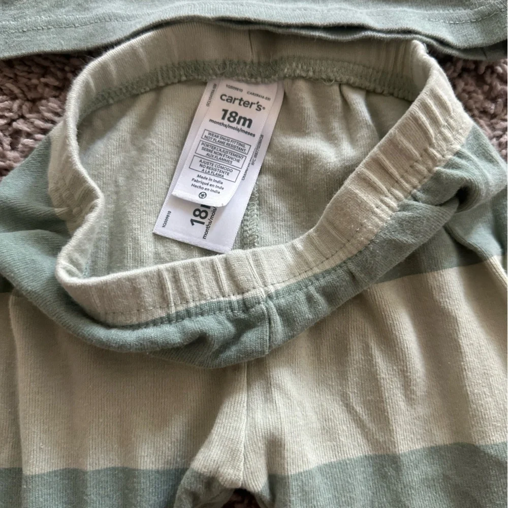 Preloved Carter's Sage and Cream Striped Pajama Set
